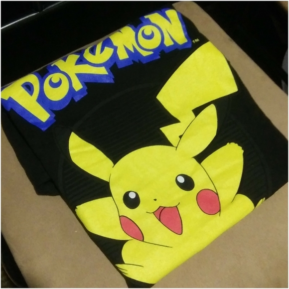Pokeman Pikachu Tee-Size Small - Picture 3 of 5